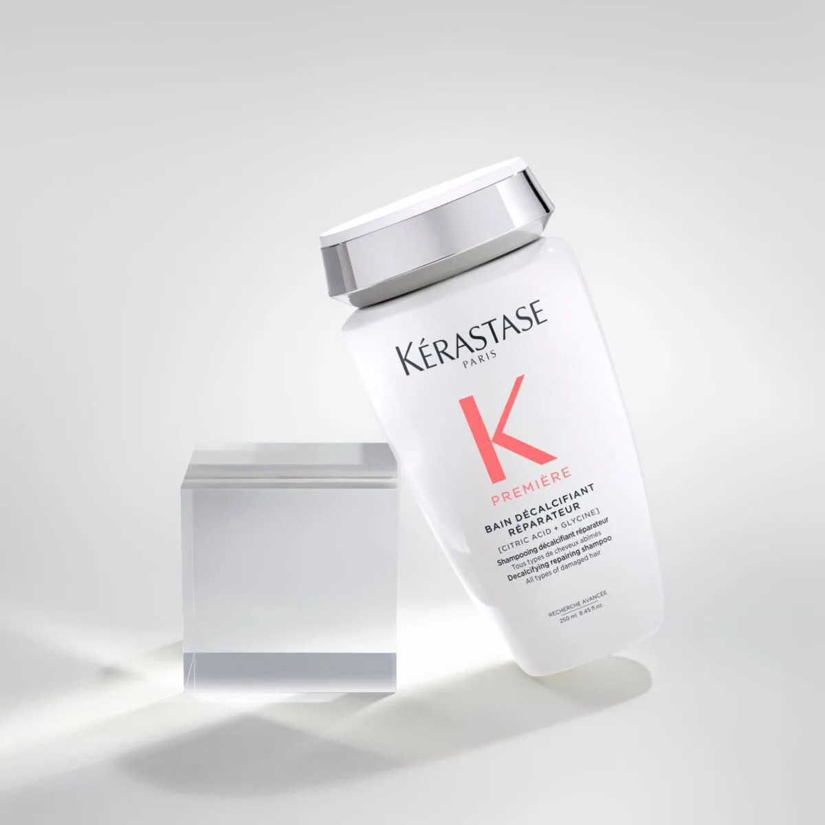 Kérastase Première repairing shampoo bottle
